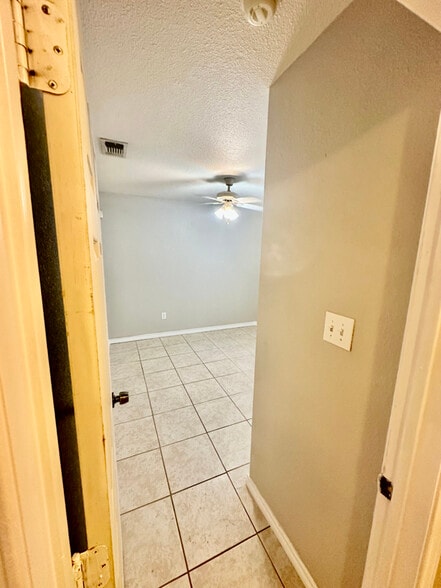 Building Photo - 4313 Covenant Ct