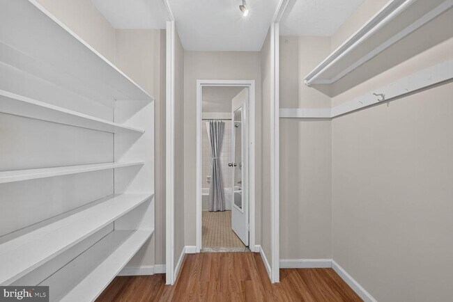 Building Photo - 730 24th St NW