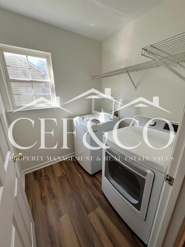 Building Photo - Lovely home now available in Duncan