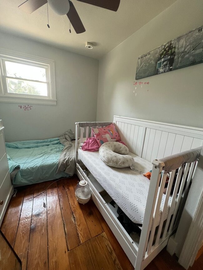 Building Photo - Stunning 2-Bedroom Townhome in West Cheste...