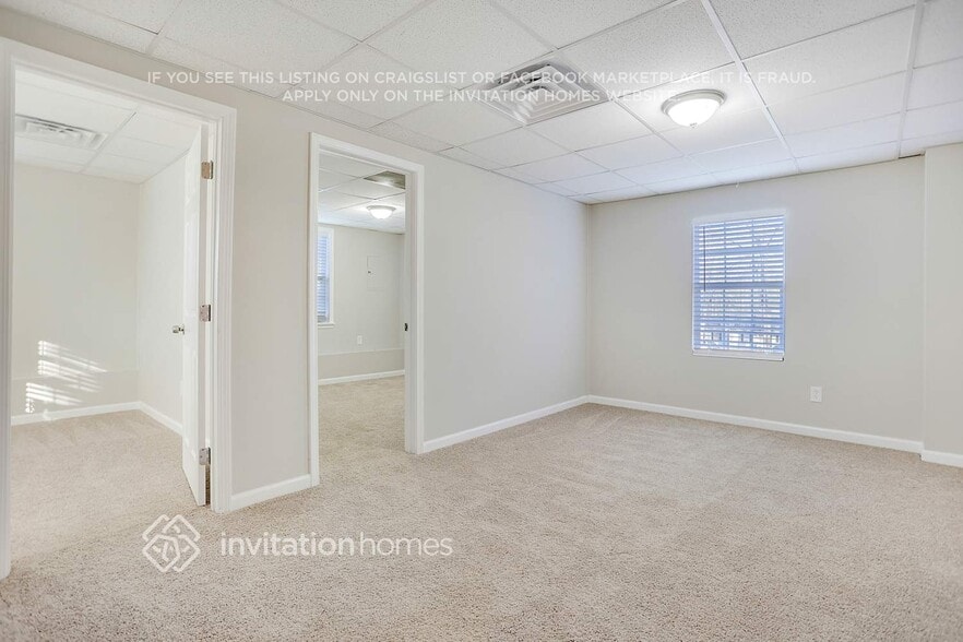 Building Photo - 131 Hale Haven Dr