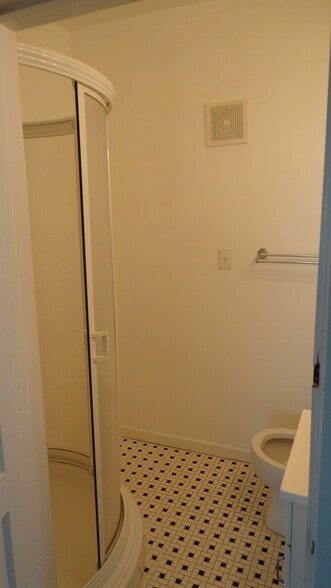 Building Photo - 353 Demain Ave