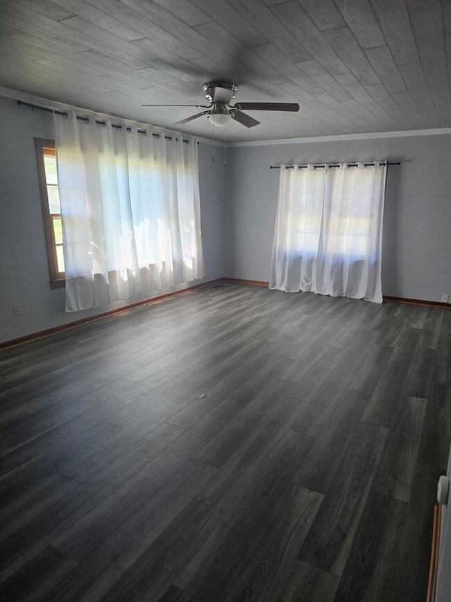 Building Photo - 705 Taylor St