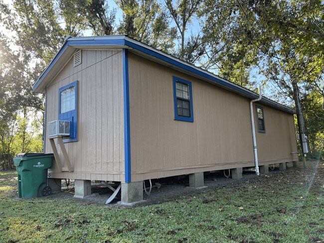Building Photo - 115 Bayou Blue Rd