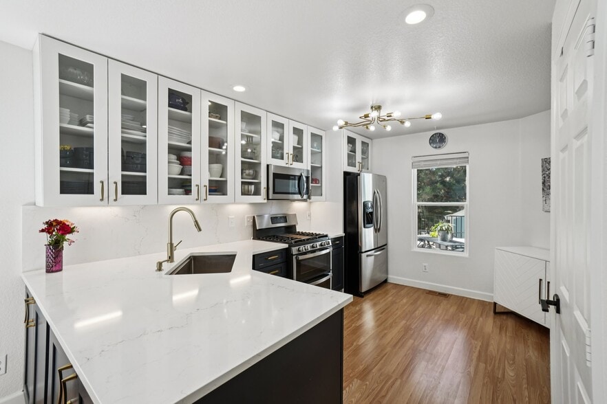 All new quartz countertops - 941 Reynolds Farm Ln