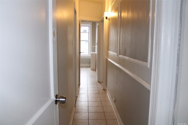 Building Photo - 78-10 82nd St