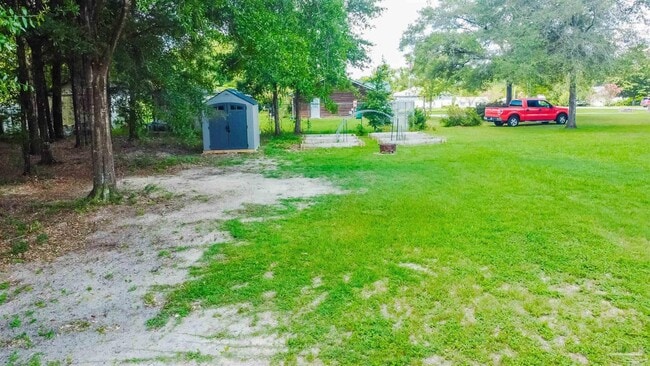 Building Photo - 3328 Broadview Cir