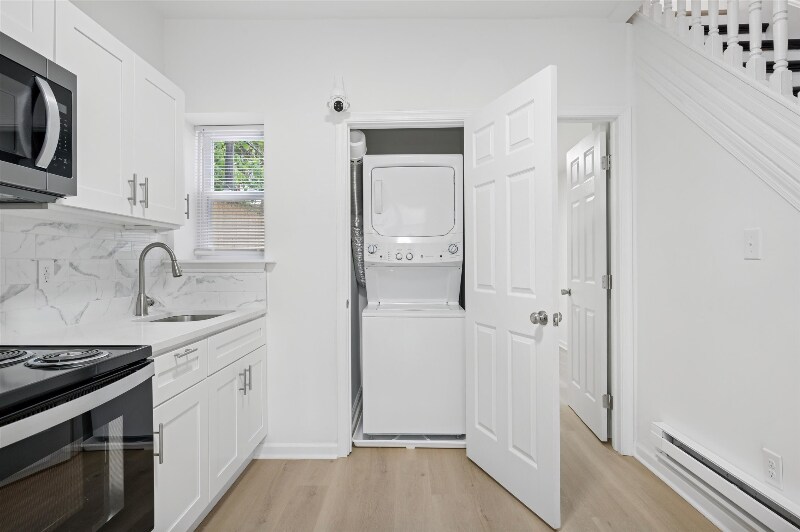 Building Photo - 888 N 46th St