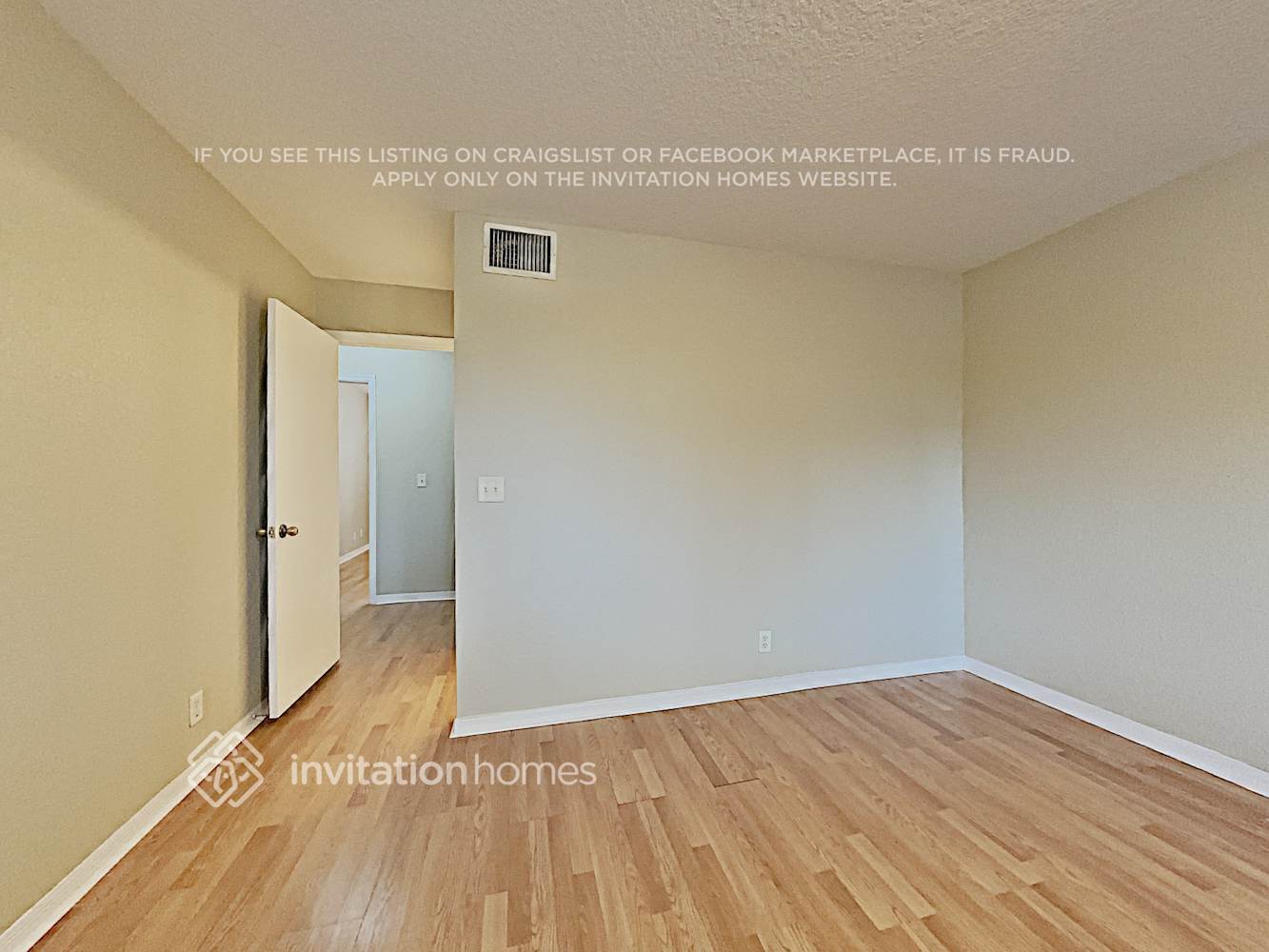 Building Photo - 2440 Cordoba Bend