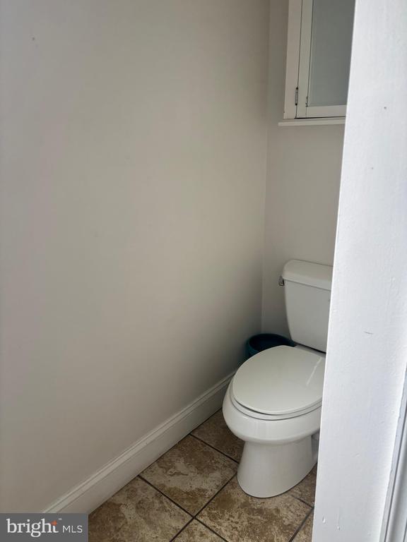 Building Photo - 1625 Edgley St