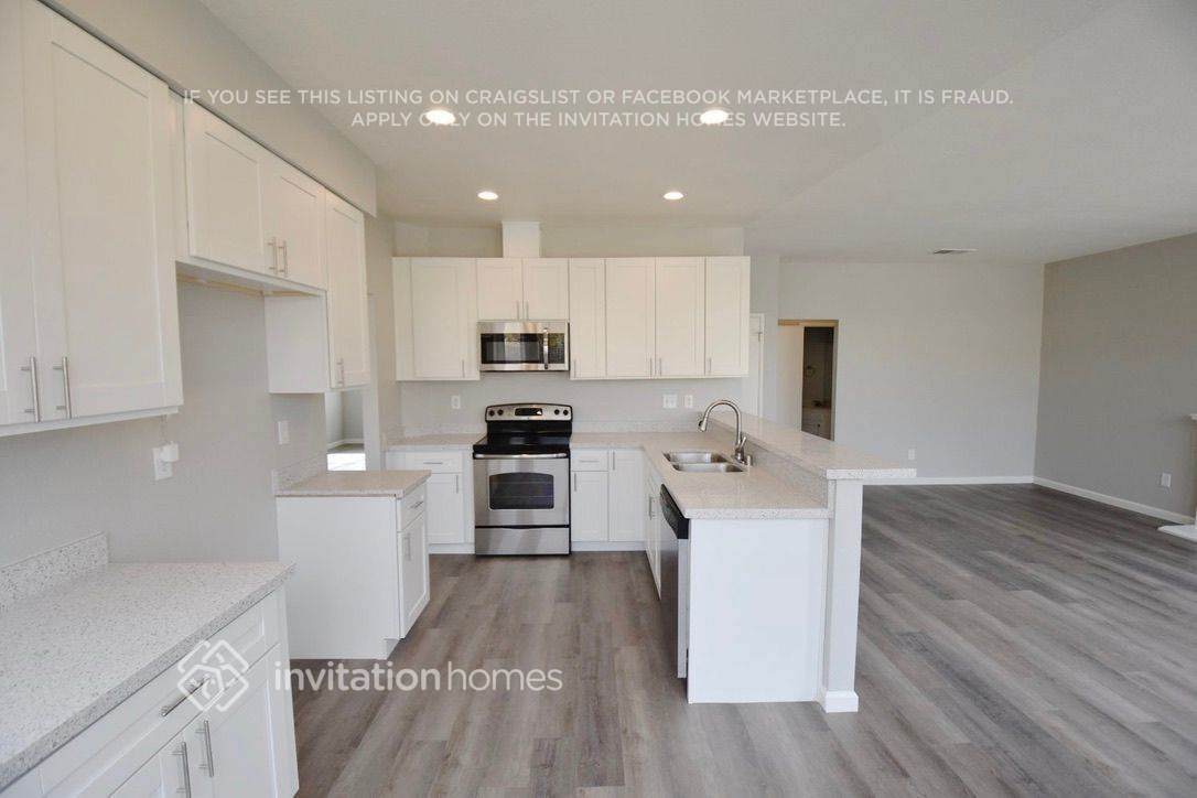 Building Photo - 1368 Northwood Dr