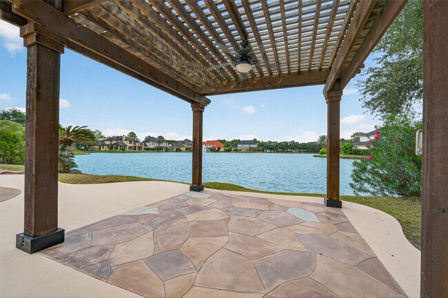 Building Photo - 2019 Bendstone Cir