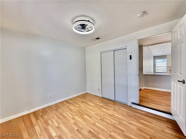 Building Photo - 9009 Feather River Ct