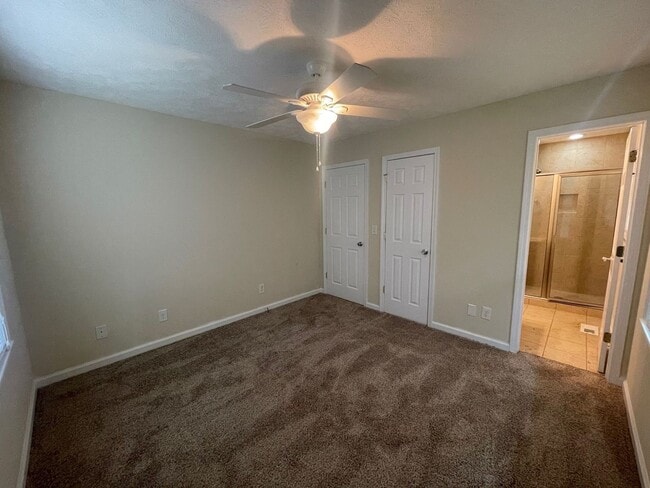 Building Photo - 5039 Coker St