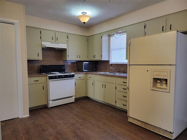 Building Photo - 5374 Alamo Dr