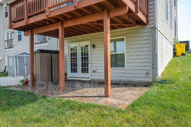Building Photo - 367 Ontario Dr