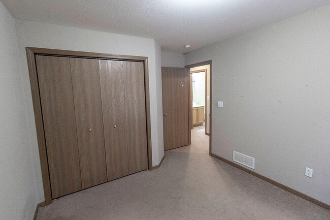 Building Photo - 1606 Typhoon Dr