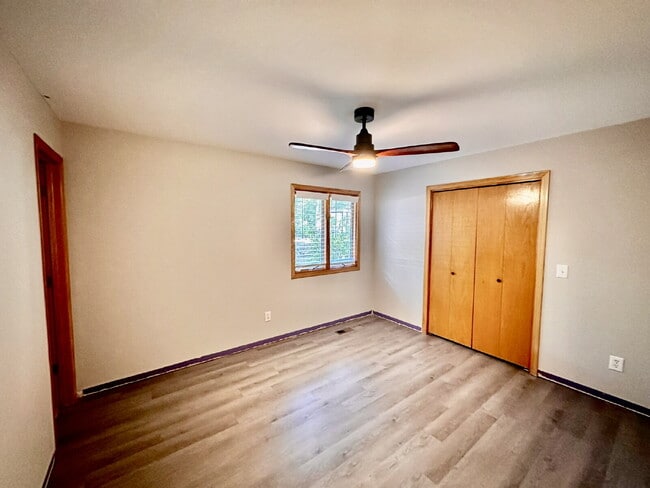 Building Photo - 25 N Cerney Ln