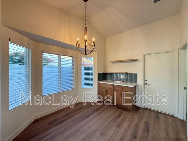 Building Photo - 1720 W Highland St