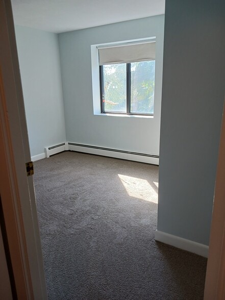 Second bedroom - 27 North St