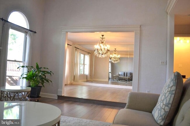 Building Photo - 7407 Crestberry Ln