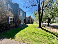 Building Photo - 280 S Hill Ave