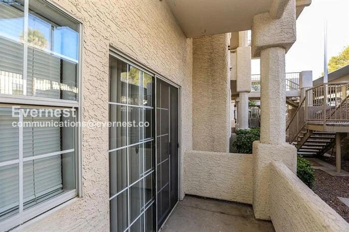 Building Photo - 1917 Cutlass Dr