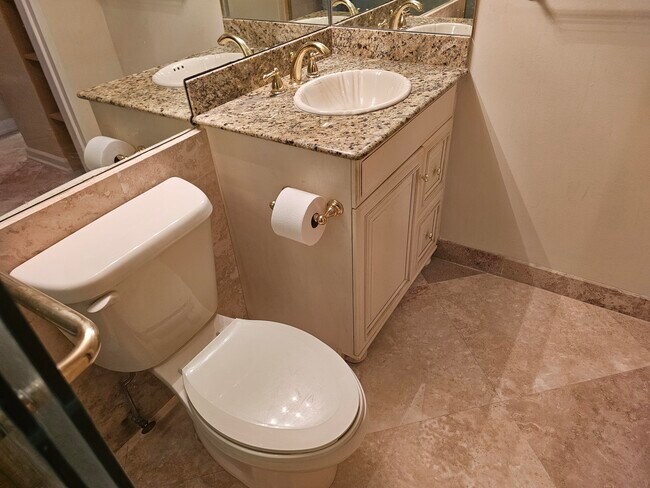 Building Photo - 1501 S Flagler Dr