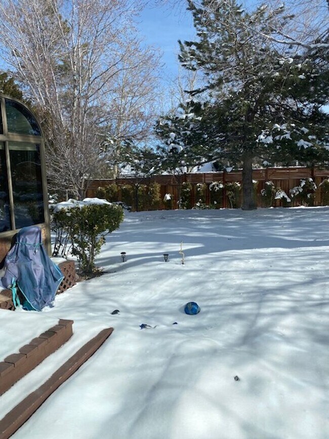 Building Photo - 3665 Cashill Blvd