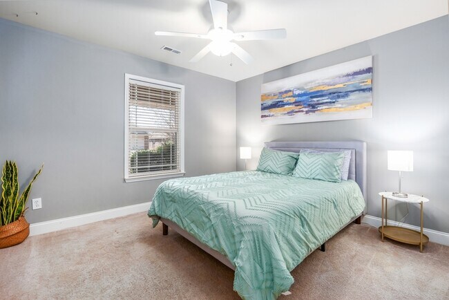 Building Photo - 3 Bed / 2 Bath Furnished House for Rent in Madison, AL 35756