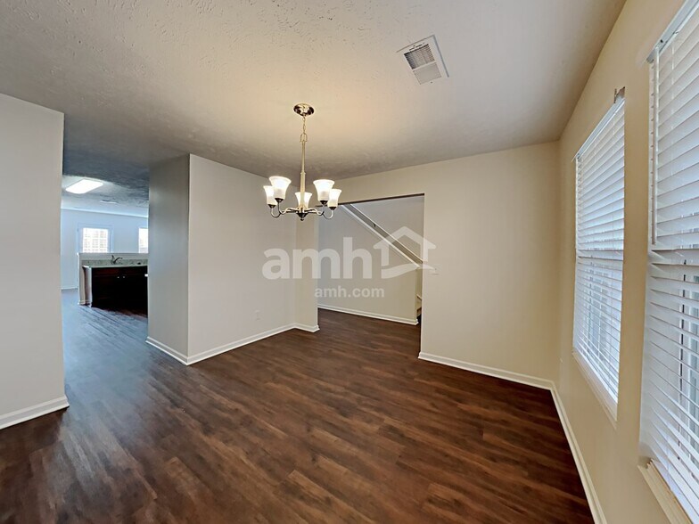 Building Photo - 3409 Boxelder Wy