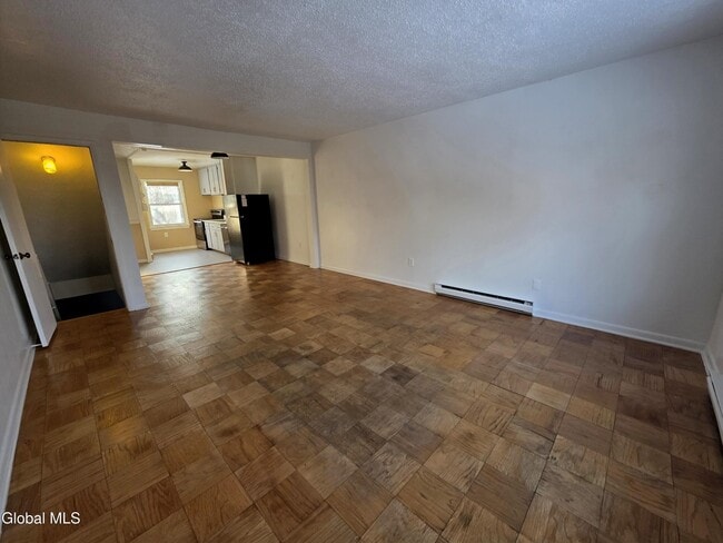 Building Photo - 38 Maxwell Dr