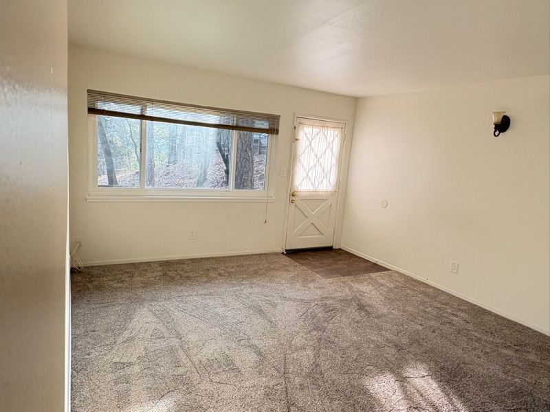 Building Photo - 3075 Miles Way