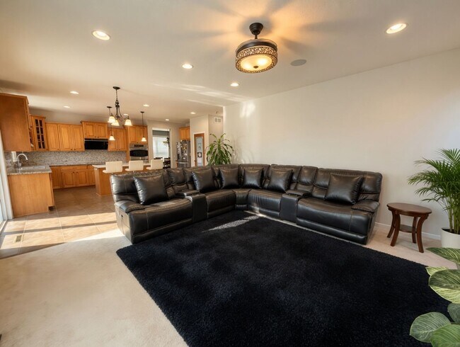 Building Photo - Rare executive rental in chanhassen! 5 beds no upgrade left behind!!!
