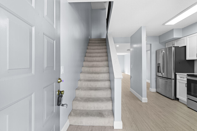 Building Photo - 1300 Seaway Dr
