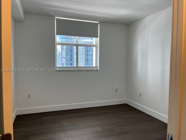 Building Photo - 1250 S Miami Ave