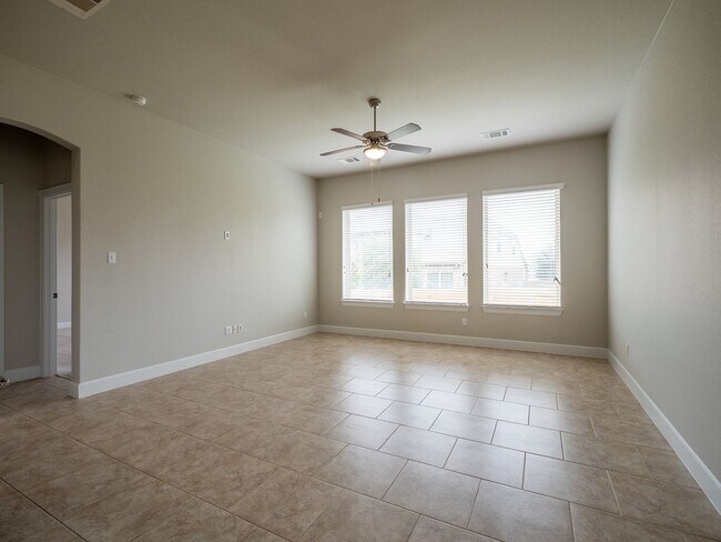 Building Photo - 18612 Rio Chama Ln