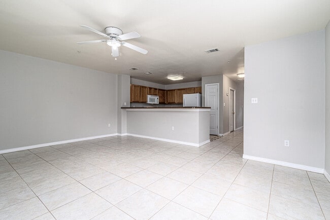 Building Photo - 100 Corwin Dr