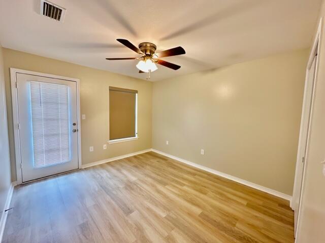 Building Photo - 519 E Timberlake Dr