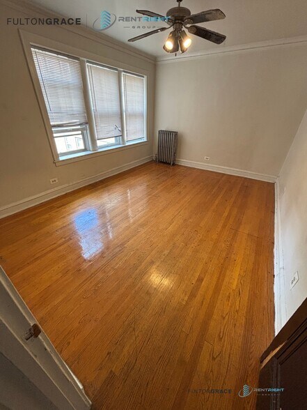 Building Photo - 4645 N Elston Ave