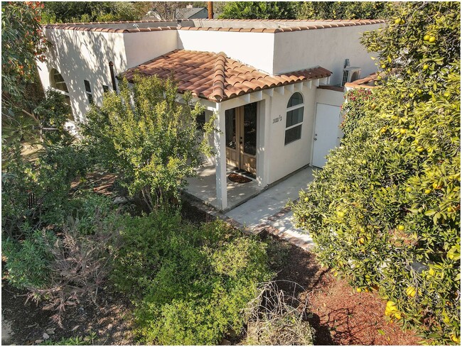 Building Photo - Charming 1 bedroom ADU in Santa Ana!