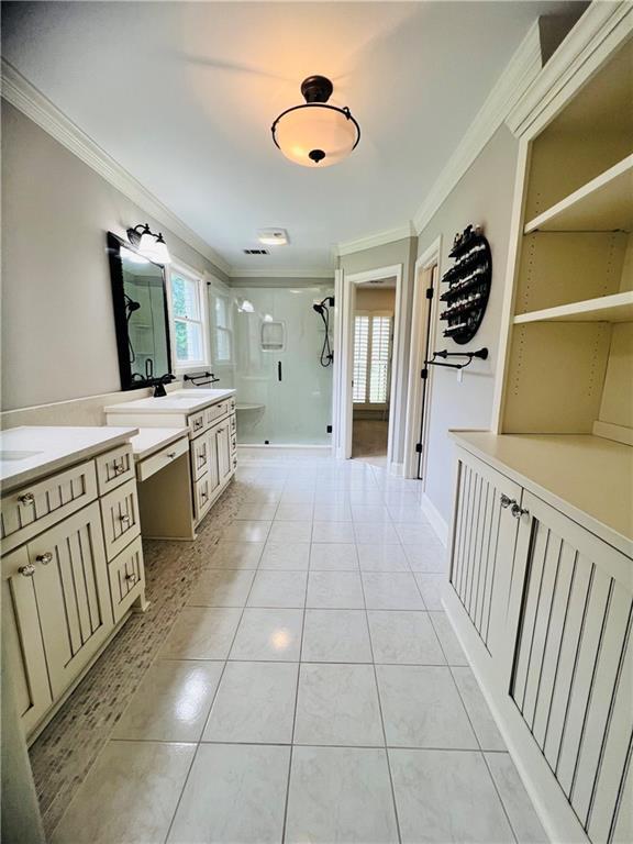 Building Photo - 205 Kinderhill Ct