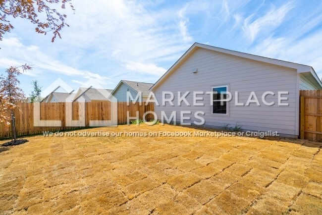 Building Photo - 9708 Littleton Grist