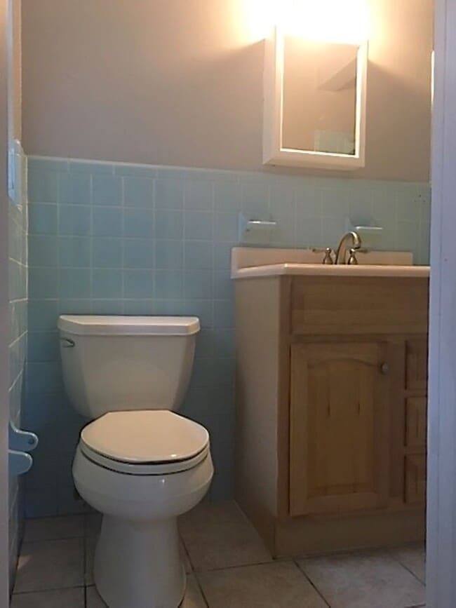 Building Photo - ***Charming 3 Bedroom, 2 Bath Home in Bart...