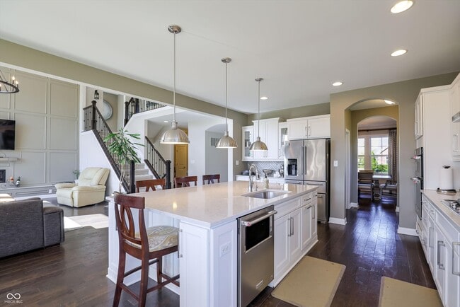 Building Photo - 14375 Trahan Dr