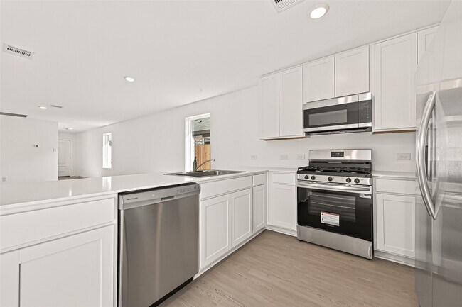 Building Photo - 26923 Dalmatian Bellflower Dr