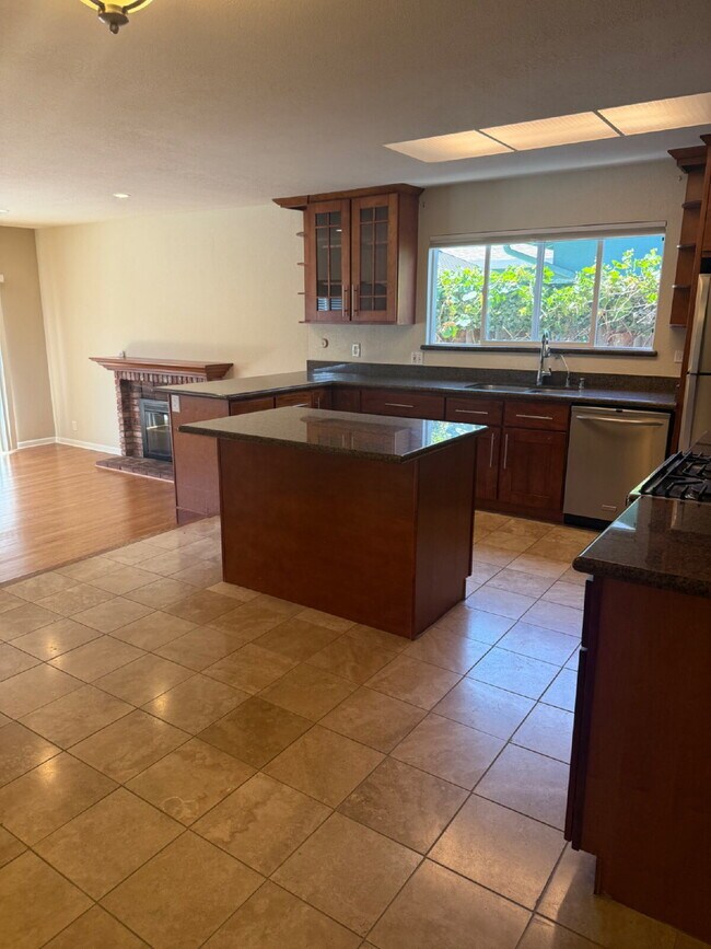 Building Photo - Charming 3 Bedroom, 2 Bathroom Livermore Home with Pool & Private Backyard Oasis