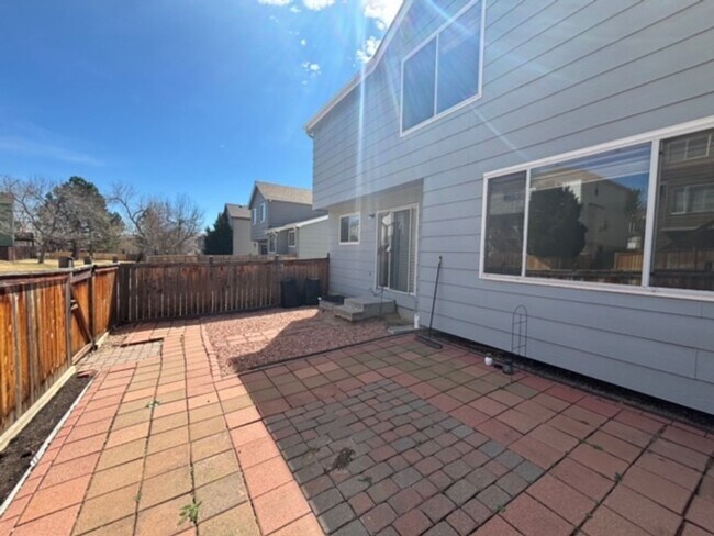 Building Photo - Beautifully Updated 3bd/2.5ba Home in Littleton