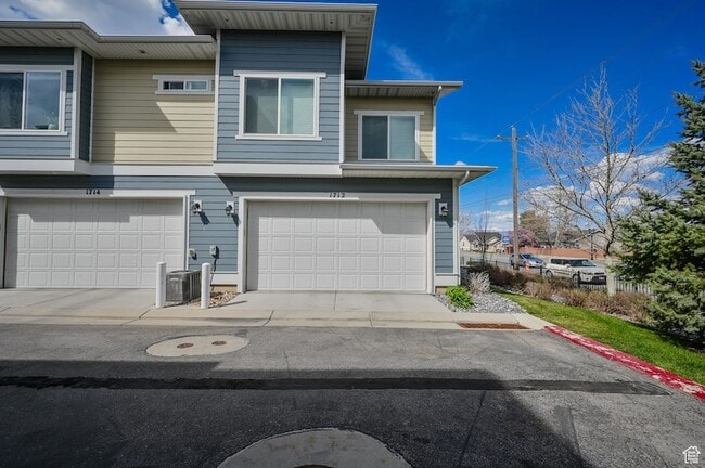 Building Photo - 1712 Naxos Ln