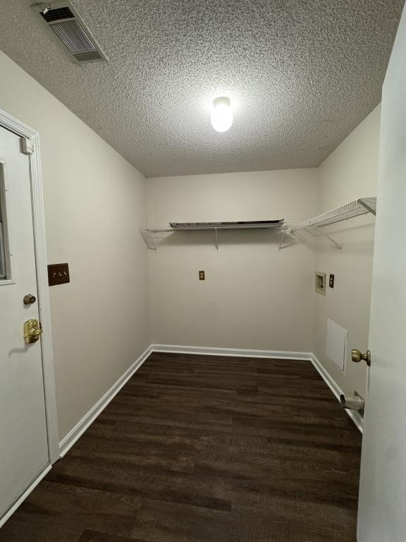 Building Photo - 327 Bonnie Dr